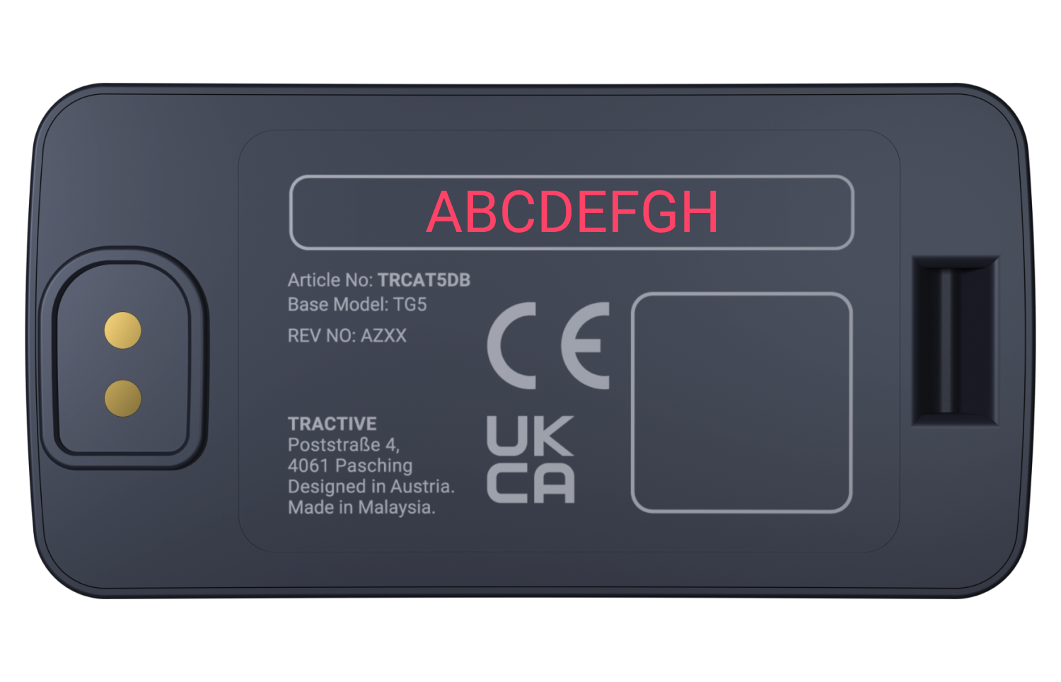 Parte trasera del localizador Tractive que muestra la ubicación del código de ID del localizador de ocho letras